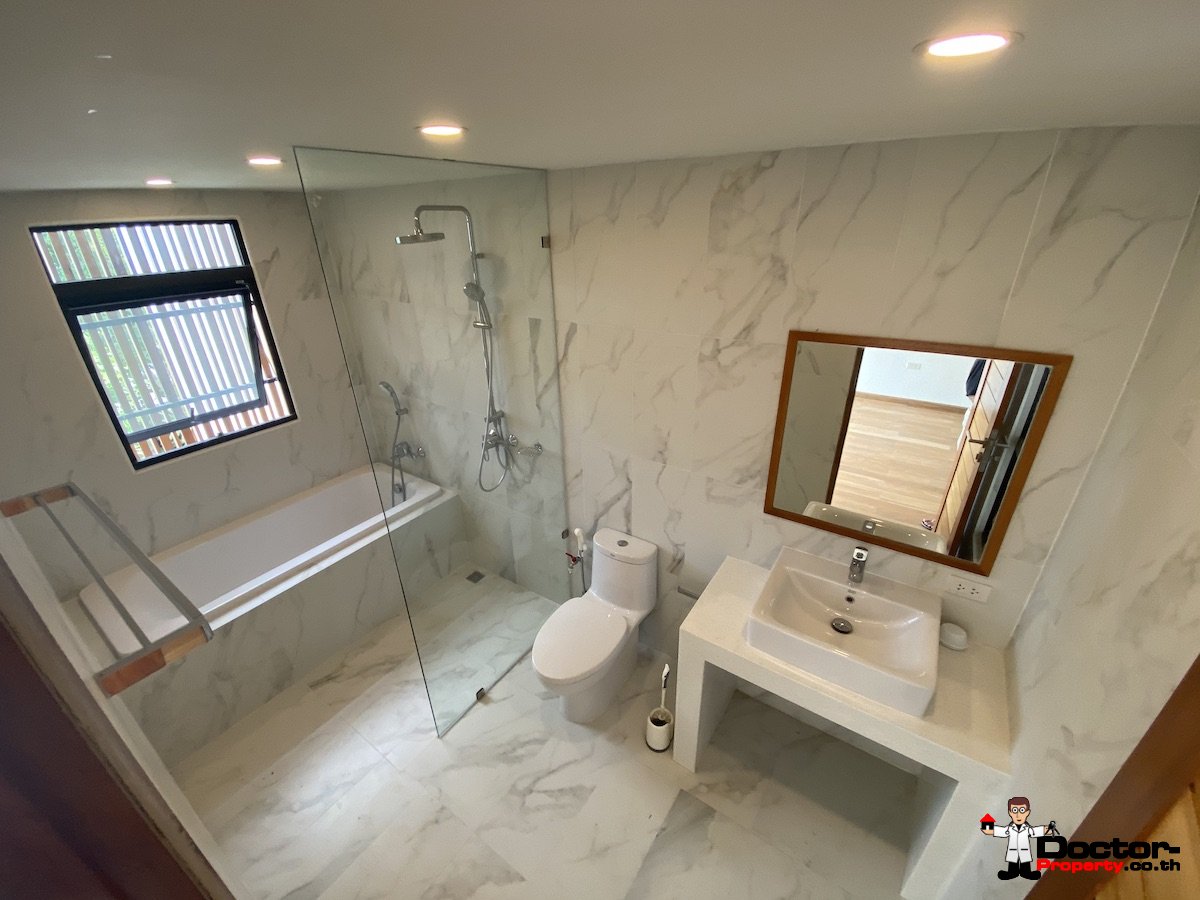 New 3 Bedroom Townhouse in Gated Community - Chaweng, Koh Samui - For Sale